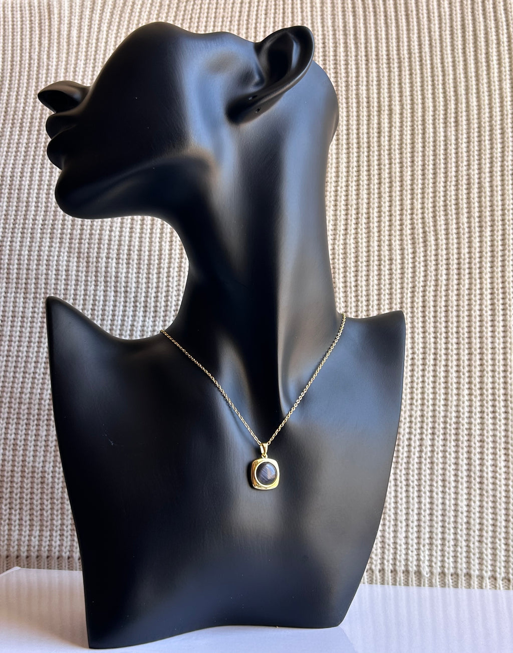 Collier Goutte d'Ébène