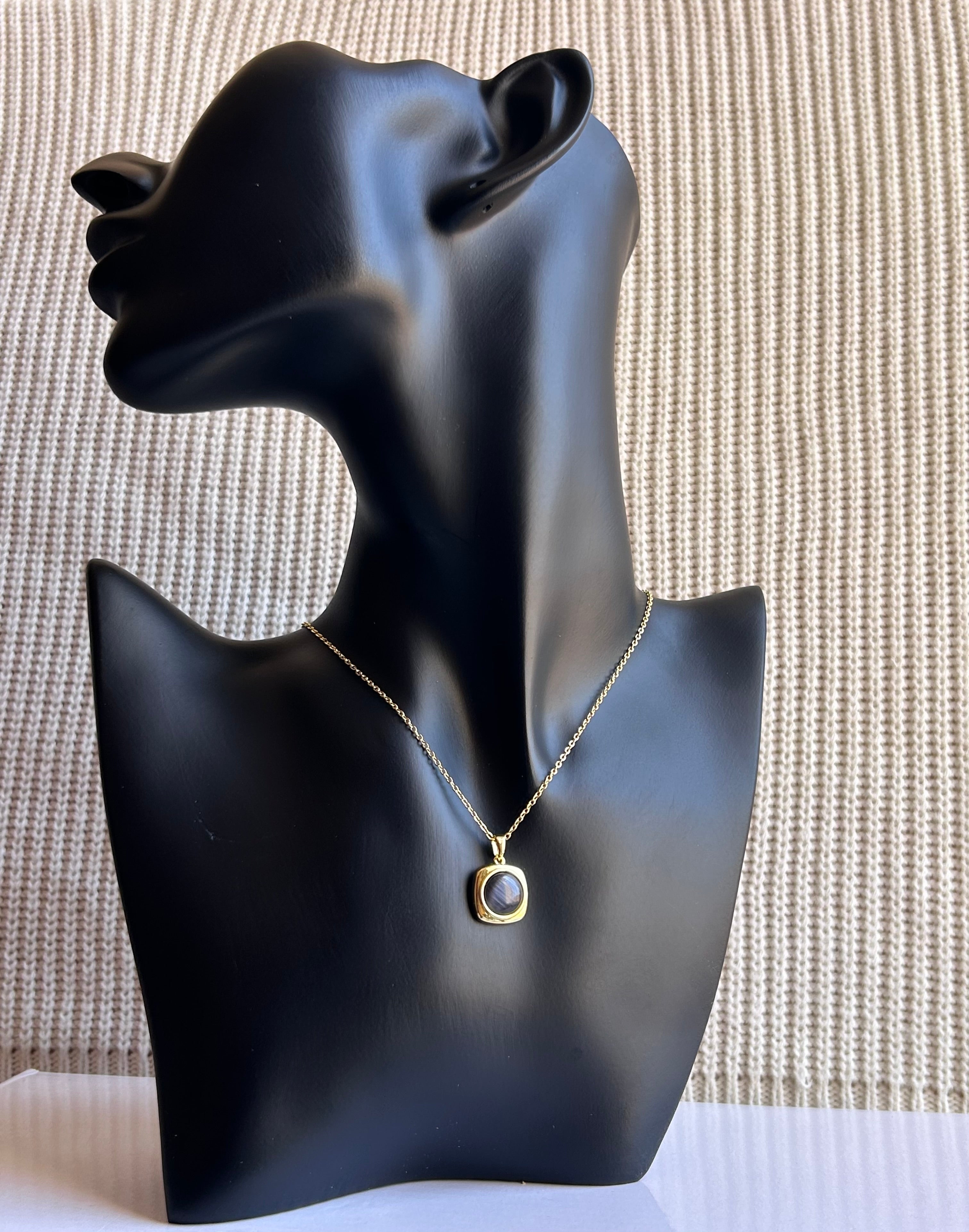 Collier Goutte d'Ébène