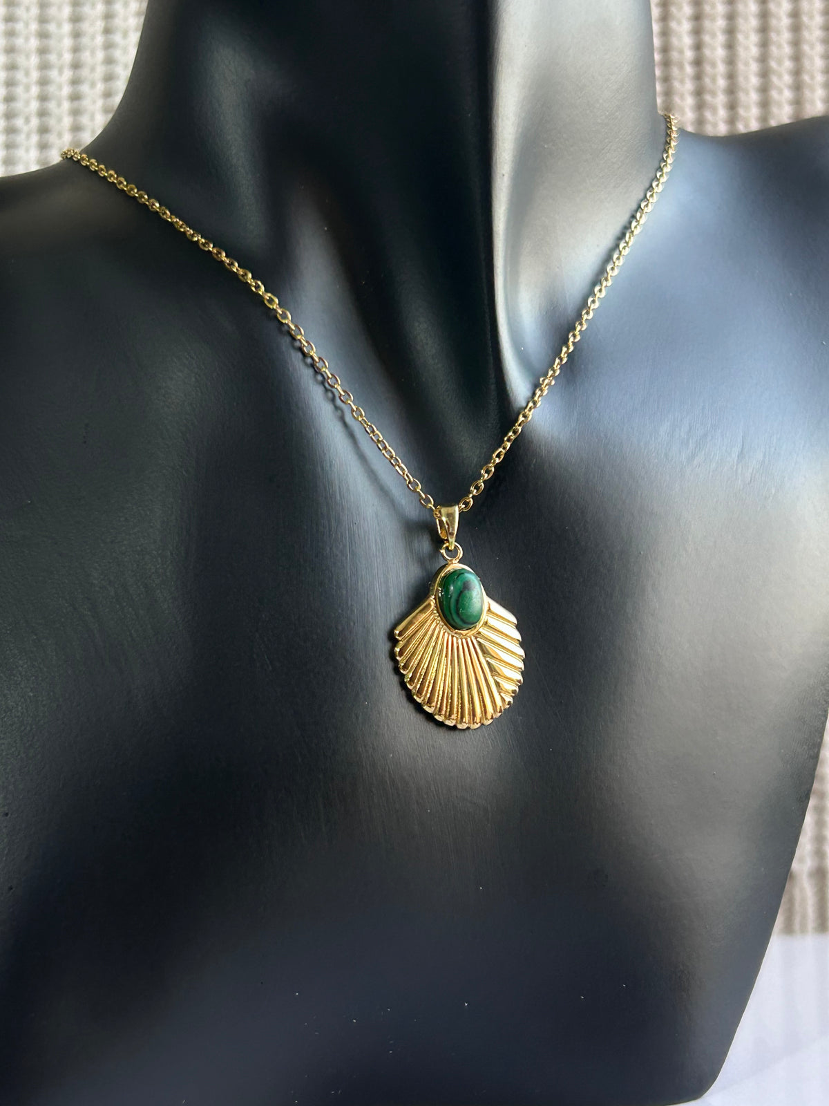 Collier